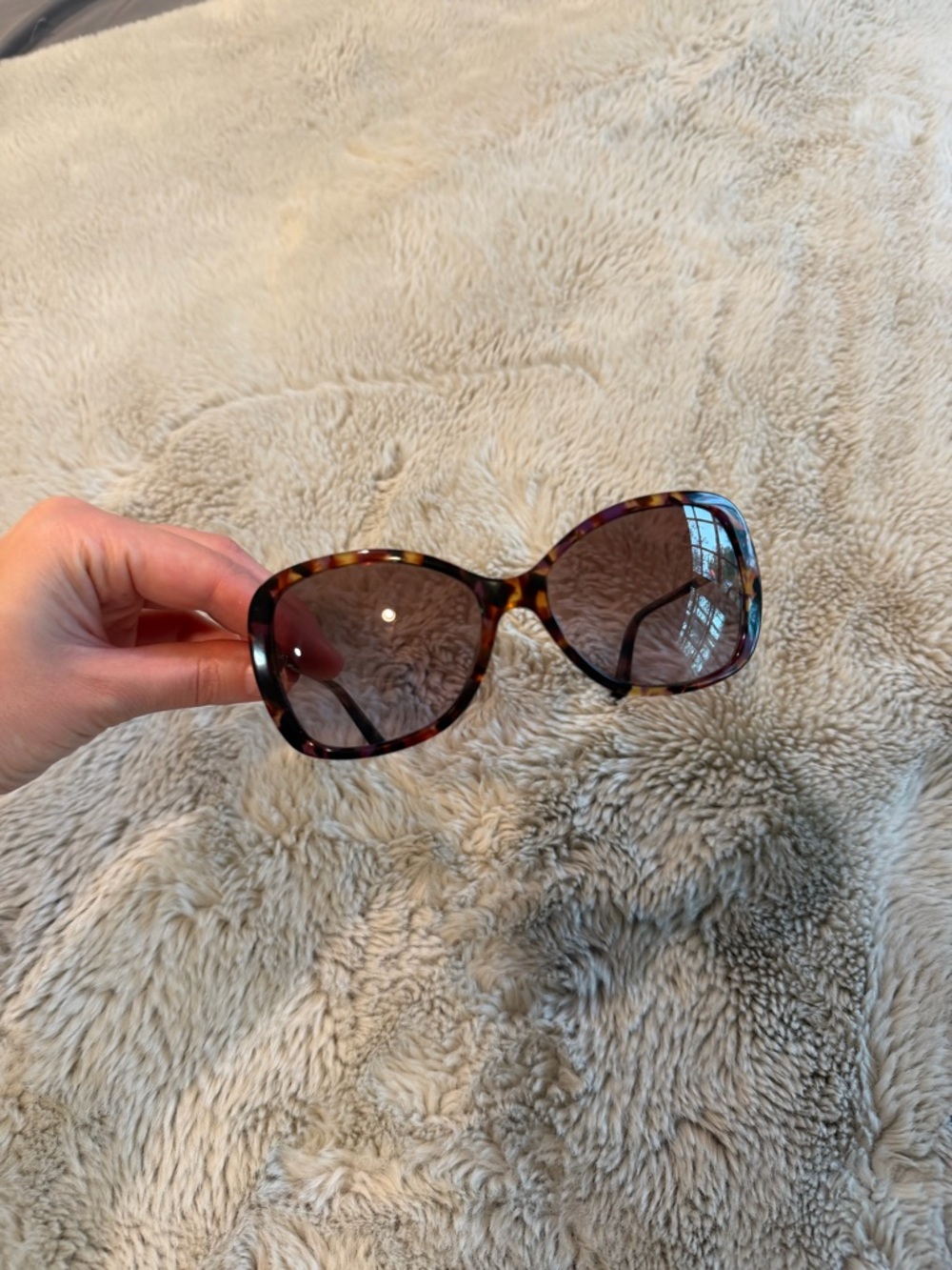 Tortoiseshell Oversized Women's Sunglasses - Purple Lenses